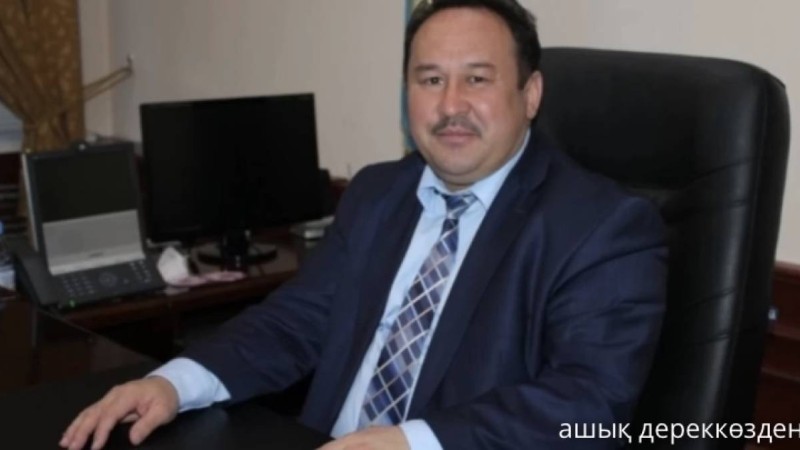 Саясатқа кеткен атақты айтыскер ақша жымқырып, сотталды