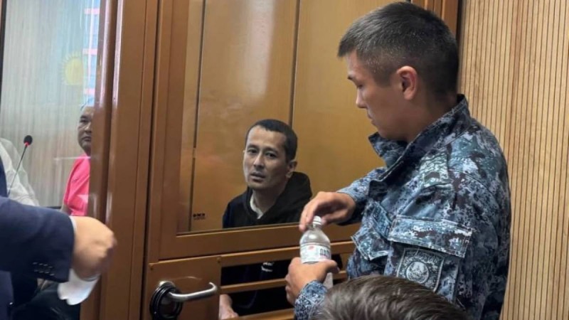 "Барлығына ақша төленді". Журналист Әділбеков Бишімбаевпен әңгімесі туралы айтты