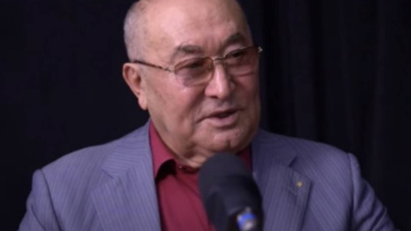 "Бекзат Саттархановтың өлімі сабақ болу керек еді". Амалбек Тшанов боксшыларға ренішін білдірді