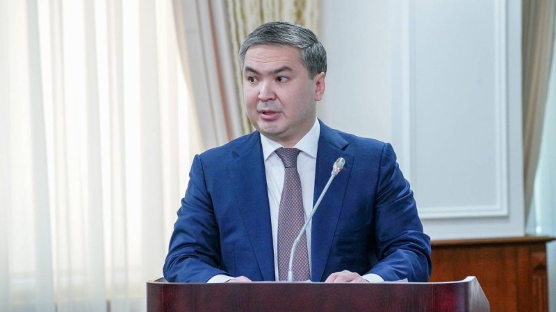 Депутаттың сауалына түсінбей жауапсыз қалдырған Министр сынға ұшырады