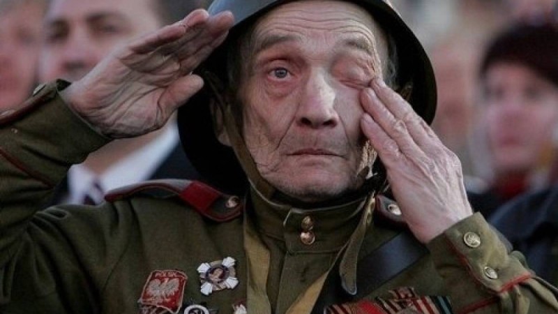 "Спасибо деду за Победу!" - іс жүзінде соғыс ардагерлері ешкімге керек емес