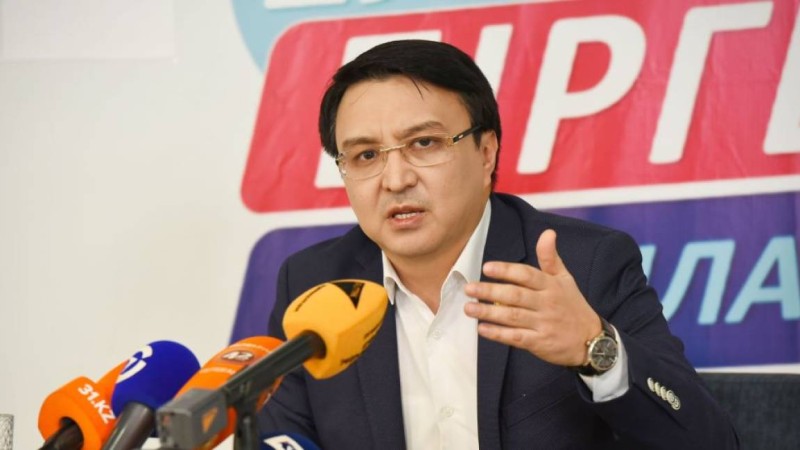 Байлаулы қолымды шешті, қуаныштымын: Нұржан Әлтаев партиядан шығарылуы мен депутаттық мандатының алынуына қатысты пікір білдірді