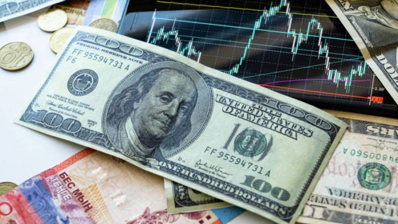 Теңгенің тағдыры не болмақ – экономистер болжам жасады