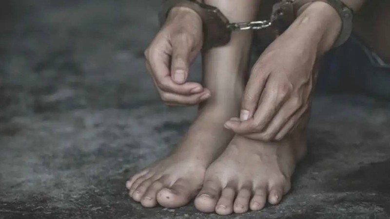 Қызылордада оқушылар сыныптасын жезөкшелікпен айналысуға мәжбүрлеген