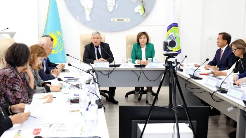 Экологтар АЭС құрылысы жобасына қатысты сұрақтарды талқылады