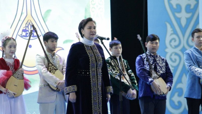 Сыр төрінде республикалық оқушылар айтысы ұйымдастырылды