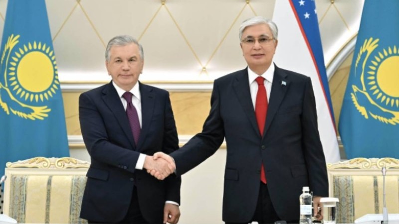 Қазақстан мен Өзбекстан президенттері бірқатар құжаттарға қол қойды