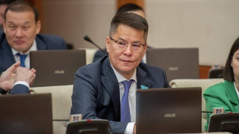 Атыраудың халқы бір күнде ұйқыдан оянбай қалуы мүмкін – депутат