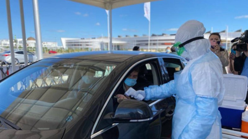 Нұр-Сұлтанда көліктен шықпай-ақ коронавирусқа тест тапсыруға болады