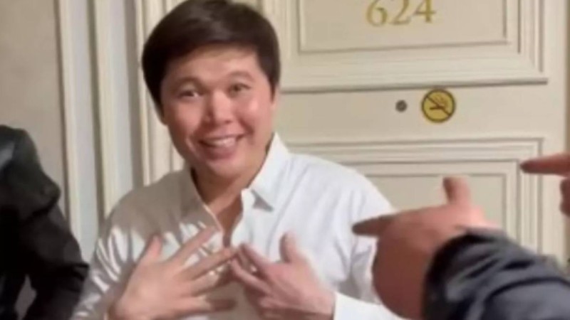 Ернар Айдарға достары туған күнінде ерекше тосынсый жасады (видео)