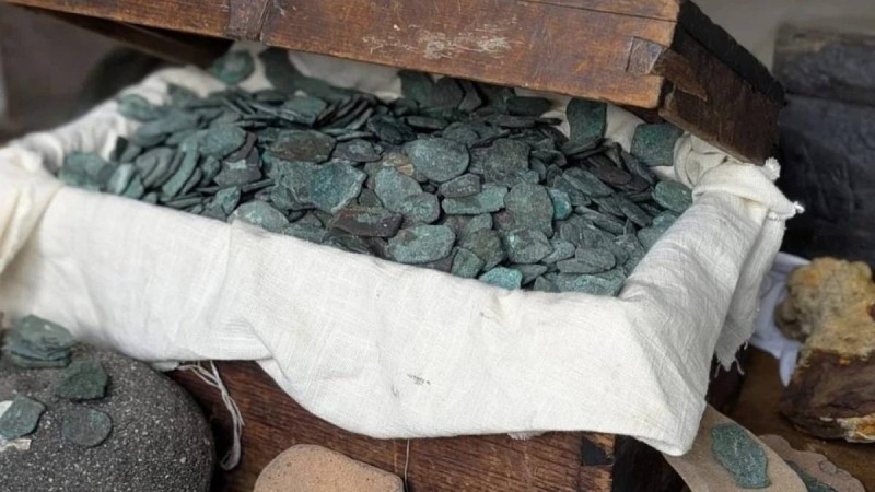 Флорида жағалауында 300 жыл бұрын батып кеткен қазына табылды   