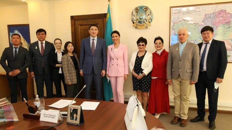Әлия Назарбаева табиғатты қорғау саласындағы жұмысы үшін марапатталды - Қазақстан жаңалықтары