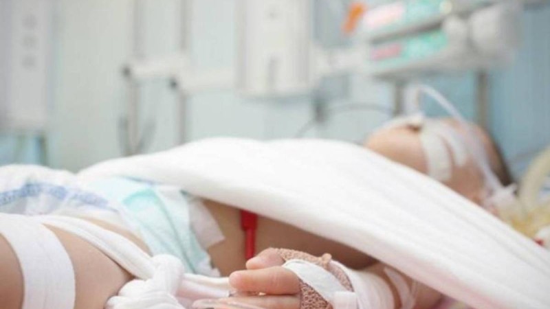 Шымкенттегі дәрігерлер баланың миынан 15 құрт алған