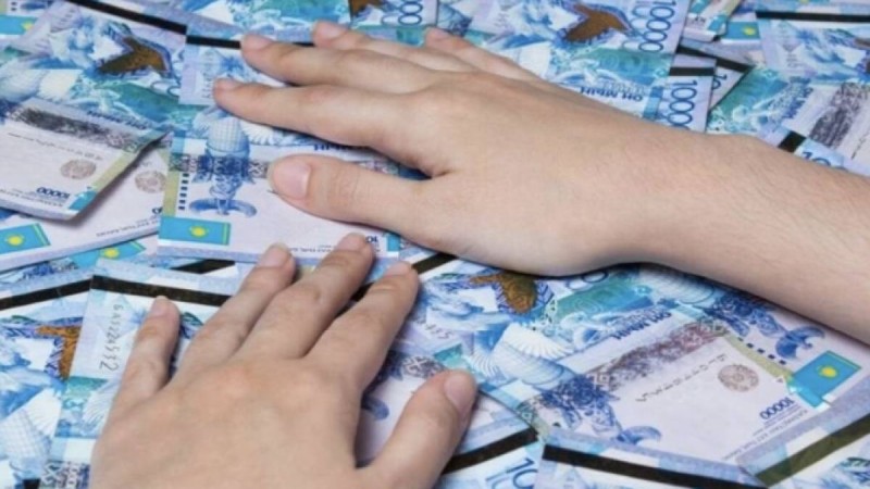 Алматыда емхана бухгалтерлері 340 млн теңгені жымқырған