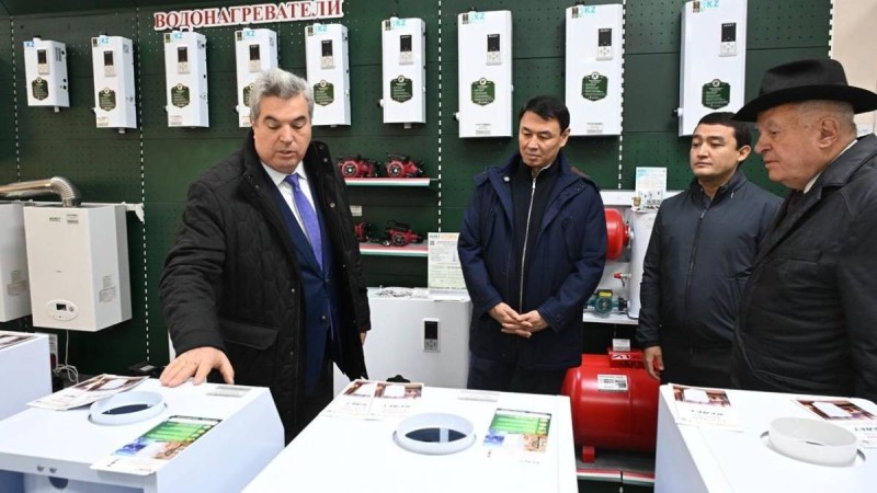 Алматы әкімі Жетісу және Түрксіб ауданындағы өнеркәсіптік нысандарды аралады