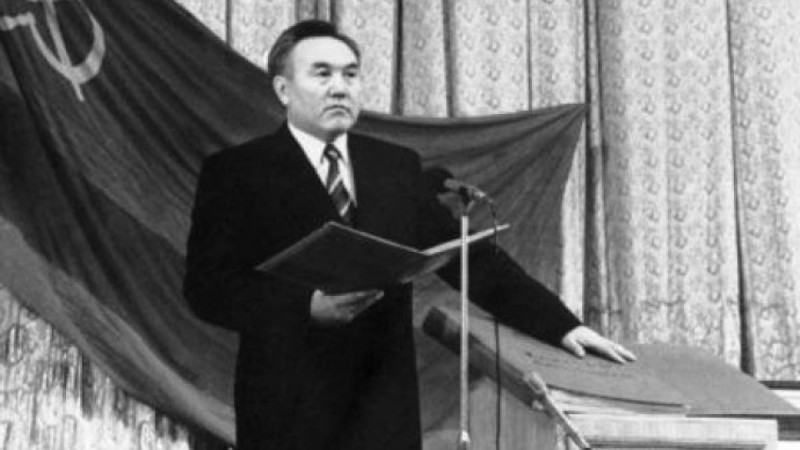 Сөйтіп 1-ші желтоқсан тақпақ айтатын күнге айналды: 1991 жылы желтоқсанда Қазақстанда не болды?