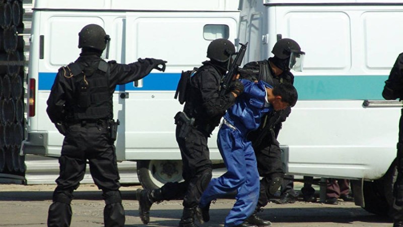 ҰҚК қылмыстық топ мүшесі ұсталған сәттің видеосын жариялады