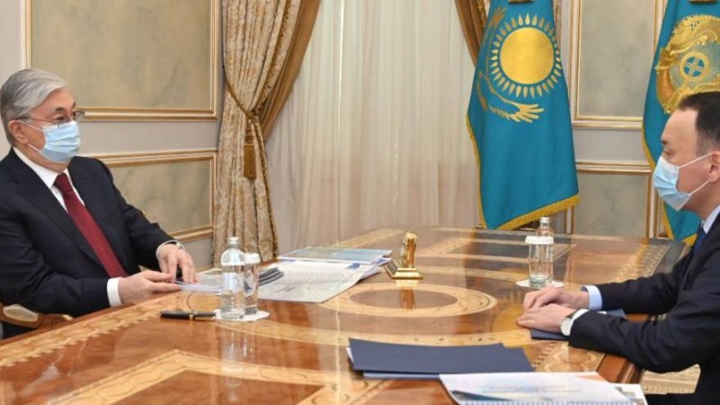 Президент аймақ басшыларын жеке-жеке қабылдап жатыр