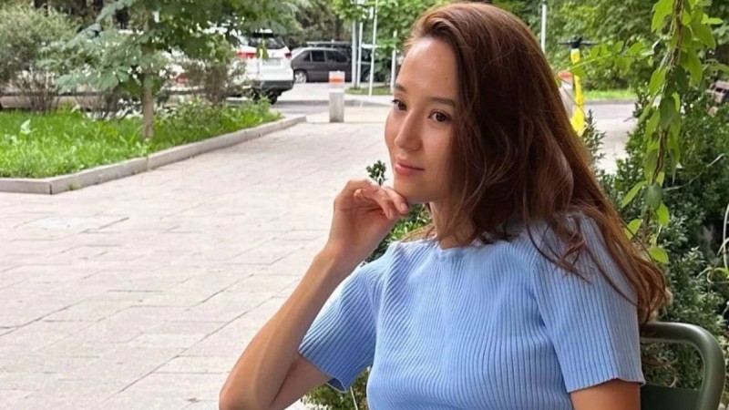 "Өмірімді түбегейлі өзгертті": Гүлназ Жоланова ана атанғанын растады