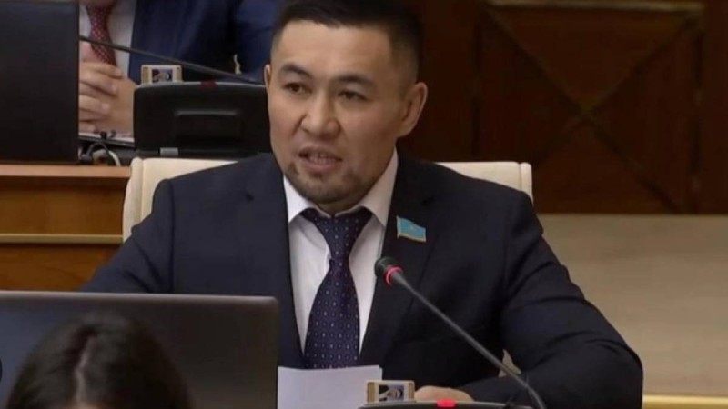 "Ертең ұлыңыз келіннің орнына қызтекені әкелсе, батаңызды бересіз бе?" - Ардақ Назаров