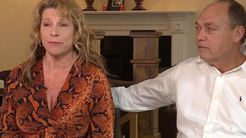 62 жастағы әйел туған қызынан сәби босанды