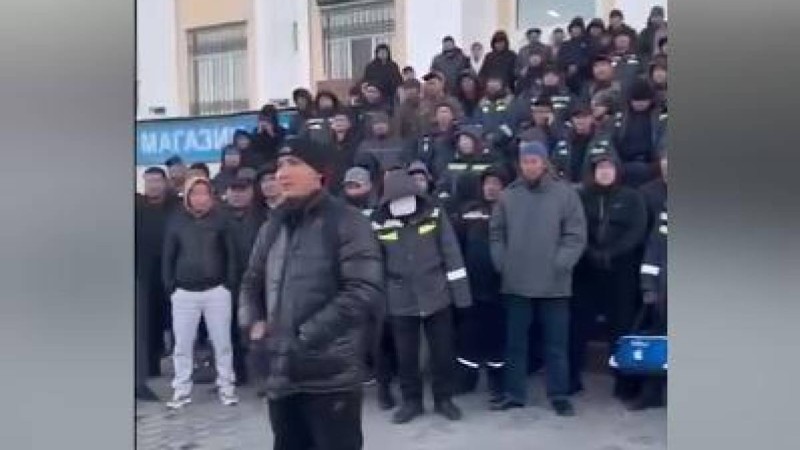 Астанада наразылыққа шыққан мұнайшылар Жаңаөзенге қайтты