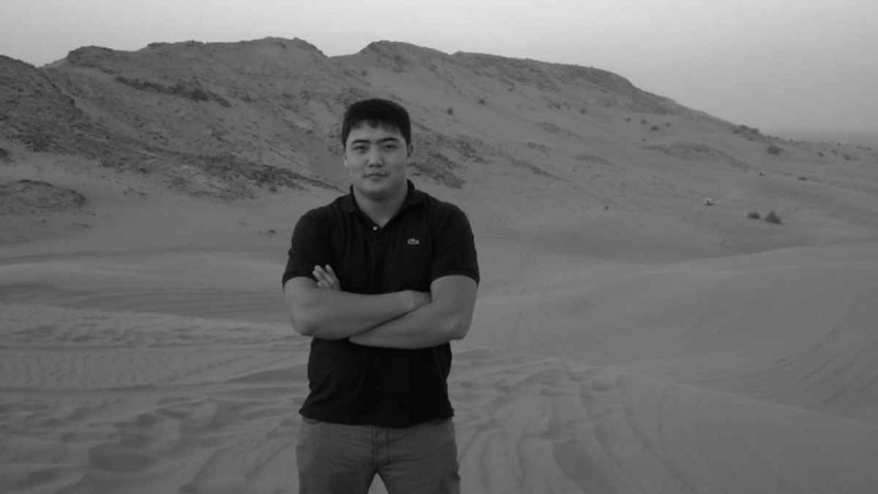 Артында үш баласы қалды: Алматы полиция департаменті басшысының ұлы көз жұмды
Оған жол апатынан кейін Германияда ота жасалған