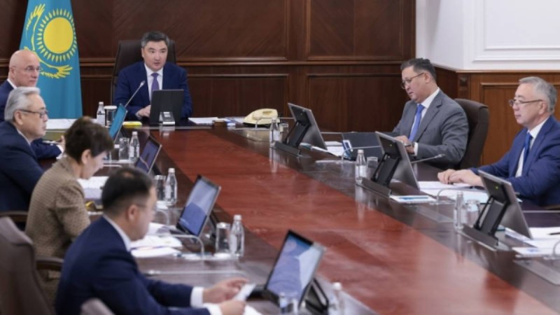 Үкімет отырысында қандай мәселелер қозғалды?