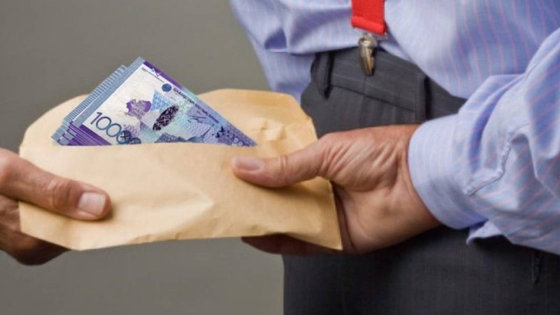 Түркістан облысында әкім 3 млн. теңге пара алды деген күдікке ілінді