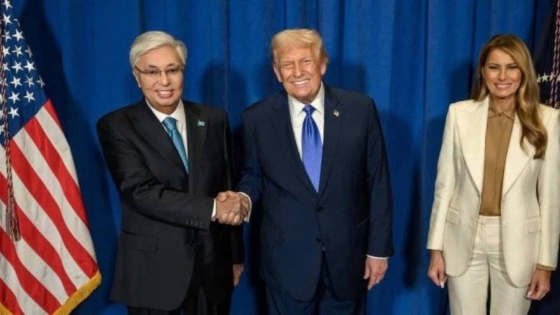 Президент Тоқаев пен Дональд Трамптың бірге түскен суреттері жарияланды