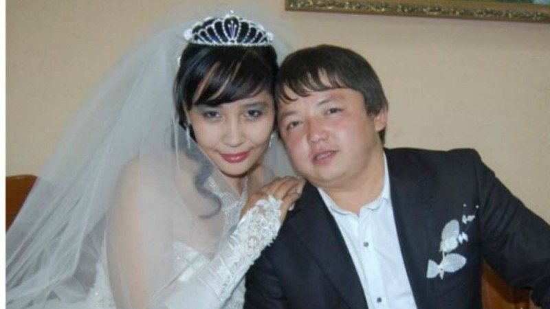 Белгілі қазақстандық әзілкештің жұбайы қаржылық пирамида құрып, мыңдаған шымкенттікті тақырға отырғызды - Қазақстан жаңалықтары