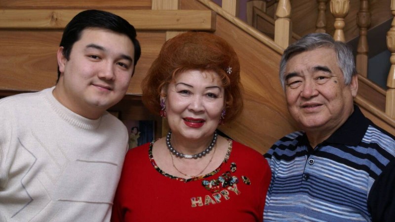 Ескендір Хасанғалиев пен жұбайы жансақтау бөлімінде жатыр