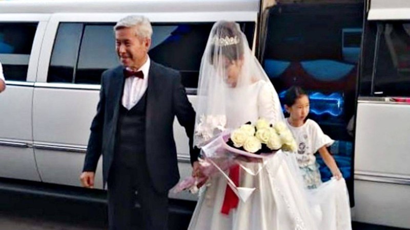 82 жастағы Нұрғали Нүсіпжанов үйленді
Желі қолданушылары қатты таңғалғанын жасырмады