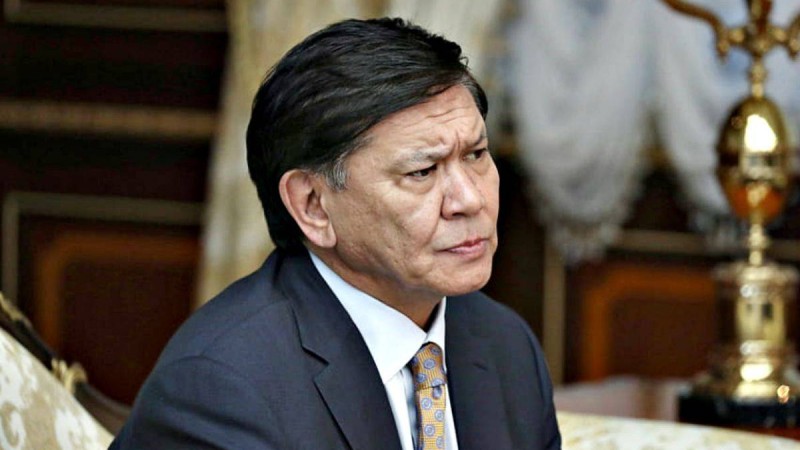 Ермұхамет Ертісбаев: Зейнетке шығуыма 2 ай қалды, қазанға дейін жұмыс істеймін деп ойладым
Саясаткер отанға оралуды наурыз айынан бері ойлап жүргенін айтты