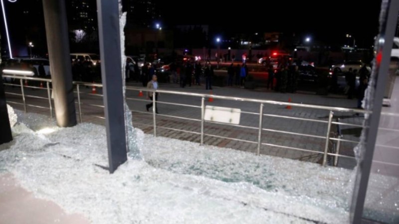 Иракта АҚШ консулдығы маңына бірнеше зымыран құлады - БАҚ