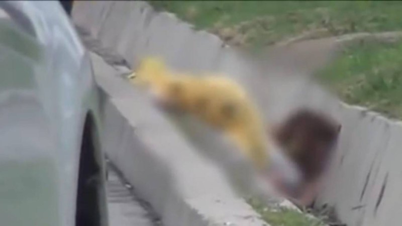 Шымкентте көше бойындағы арықтан әйелдің мүрдесі табылды