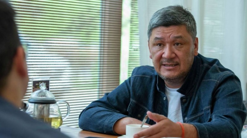 Қоғам қайраткері әкім мен министрді «мәңгүрт» деп атады