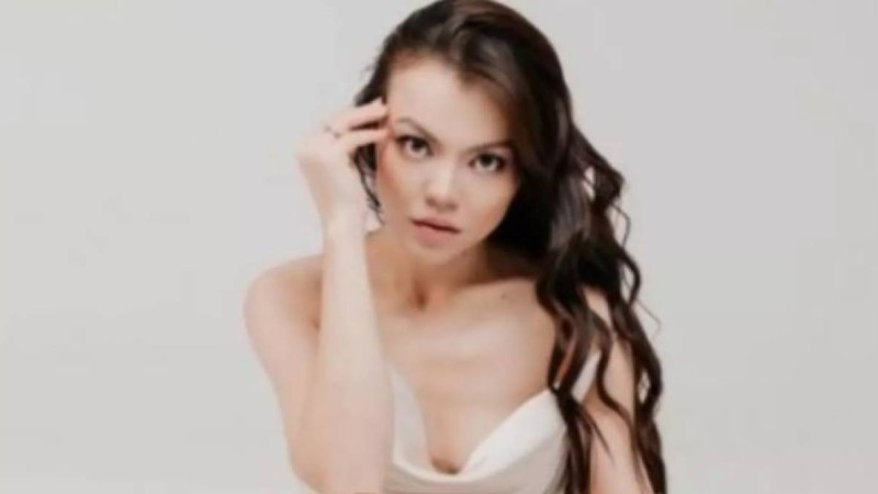 "Жанұясы бола тұра, ортасына түспеңіз": Жарқынай Ханайым ажырасқан азаматқа тұрмысқа шығу туралы айтты