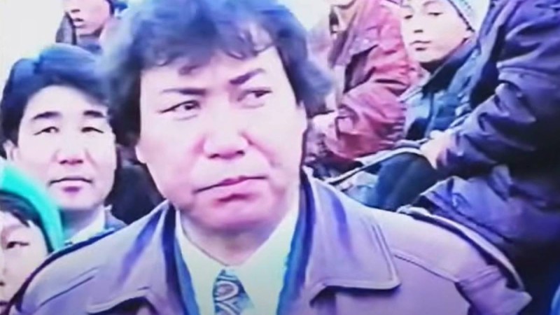 30 жыл құпия сақталған: Мұстафа Өзтүріктің алғаш рет Қазақстанға келген сәтіндегі бейнежазба жарияланды