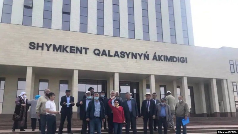 Шымкентте белсенділер Тоқаевқа импичмент жариялауды талап етті