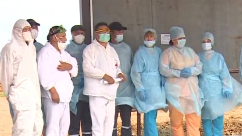 Вирус жұқтырған науқастар мен мәйіттерді тасығандар үстемақы ала алмай дал болды - Қазақстан жаңалықтары