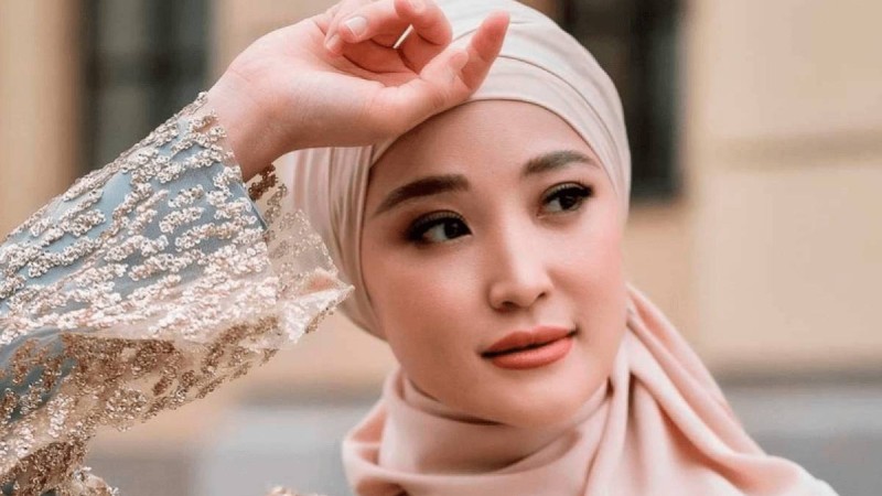 "Басым бос емес": Мөлдір Әуелбекова көпшілікті қызықтырып қойды