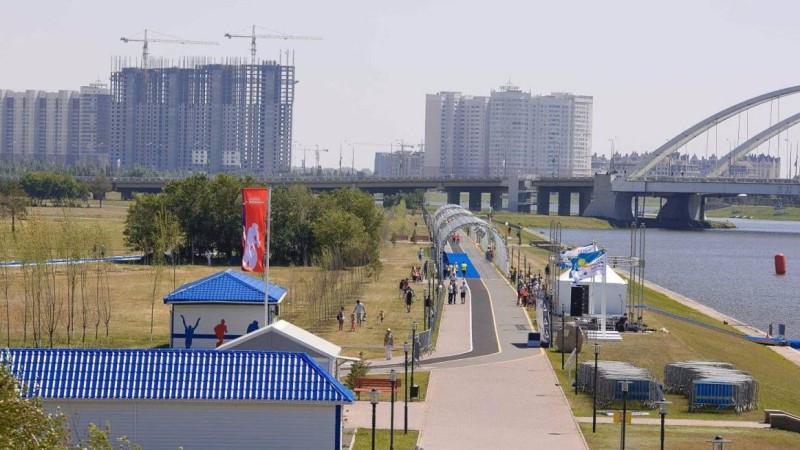 Нұр-Сұлтанда саябақтың құны 8 млн тг. болатын 66 көше шамы ұрланды (ВИДЕО)