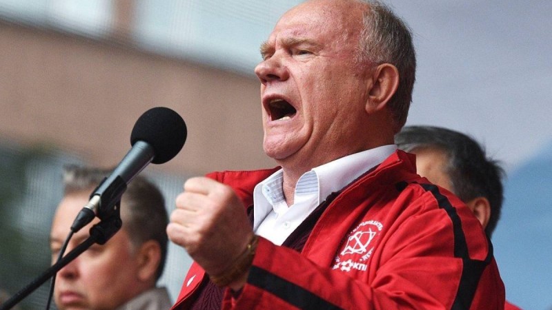 Зюганов: Қазақстанда орыстілді ортаны қорғау керекпіз