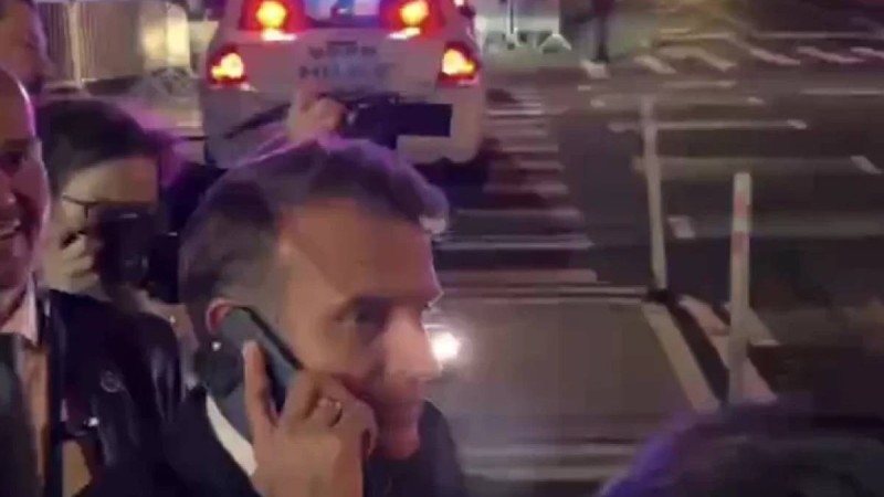 АҚШ-та полиция Франция президентінің жолын жапқан