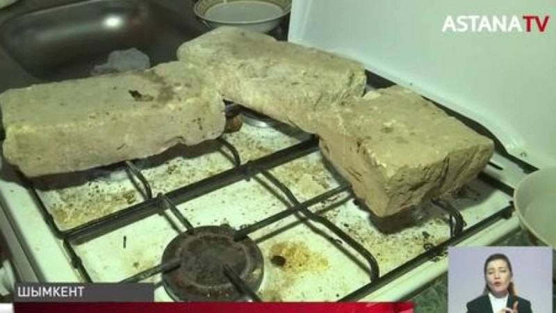 «Қазақтарға пойдет»: Шымкент тұрғындары көп қабатты үйдегі жылу жүйелеріне шағымданды