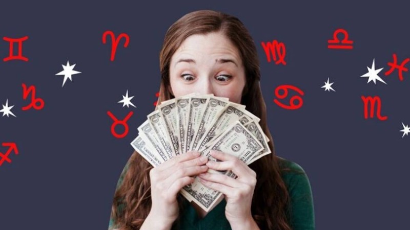Астрологи назвали пять знаков зодиака, которые сорвут денежный куш