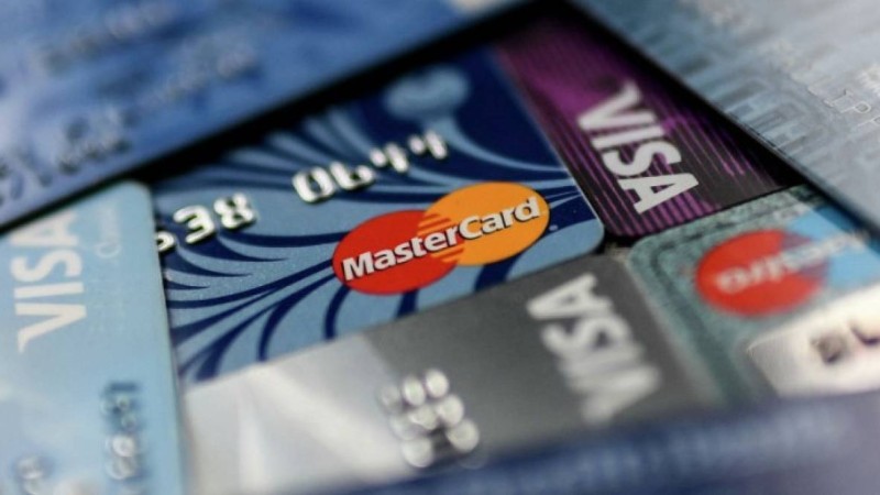 Visa мен Mastercard Ресейде жұмысын тоқтатады