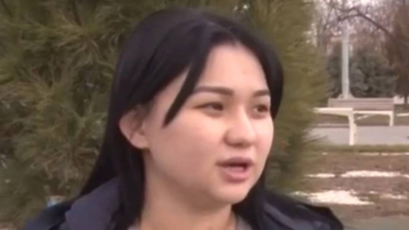 "Мен қызбын ғой": Тараздық аяғы ауыр келіншек өзінің еркек емес екенін ақыры дәлелдеп шықты