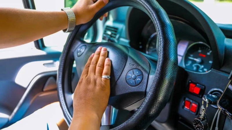 СҚО-да мас күйде көлік жүргізген әкім жұмыстан босатылды